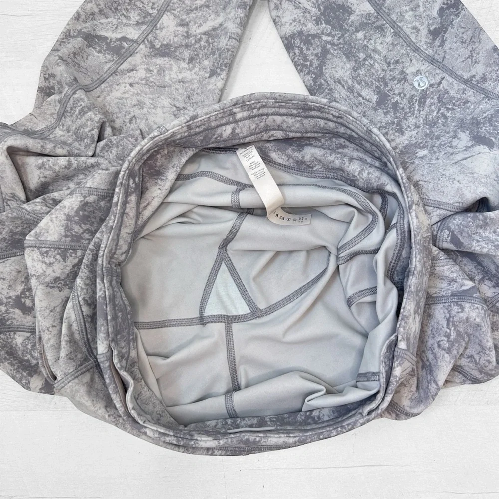 Lululemon Time to Sweat Crop 23